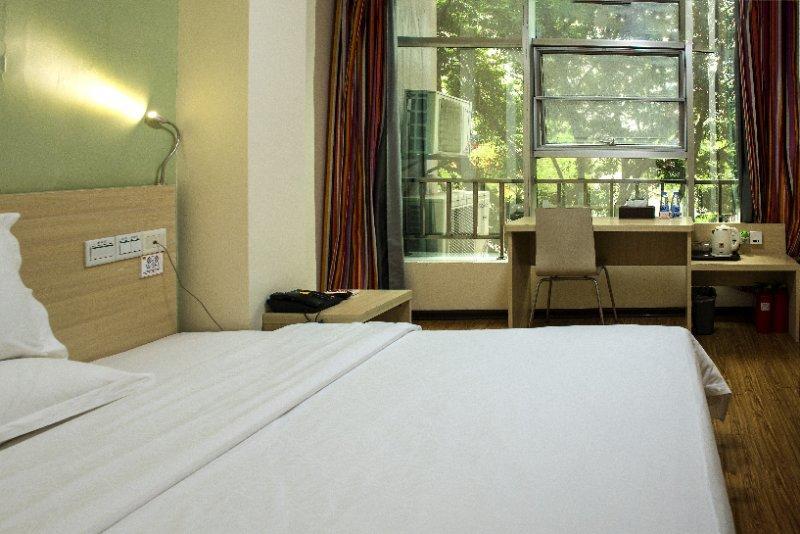 E+ Hotel Guangzhou Baixin Branch Kültér fotó